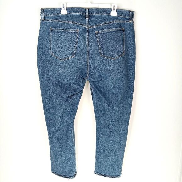 OLD NAVY Women’s Distressed Ripped Torn Midrise Boyfriend Jeans Blue Size 16 - Picture 2 of 9